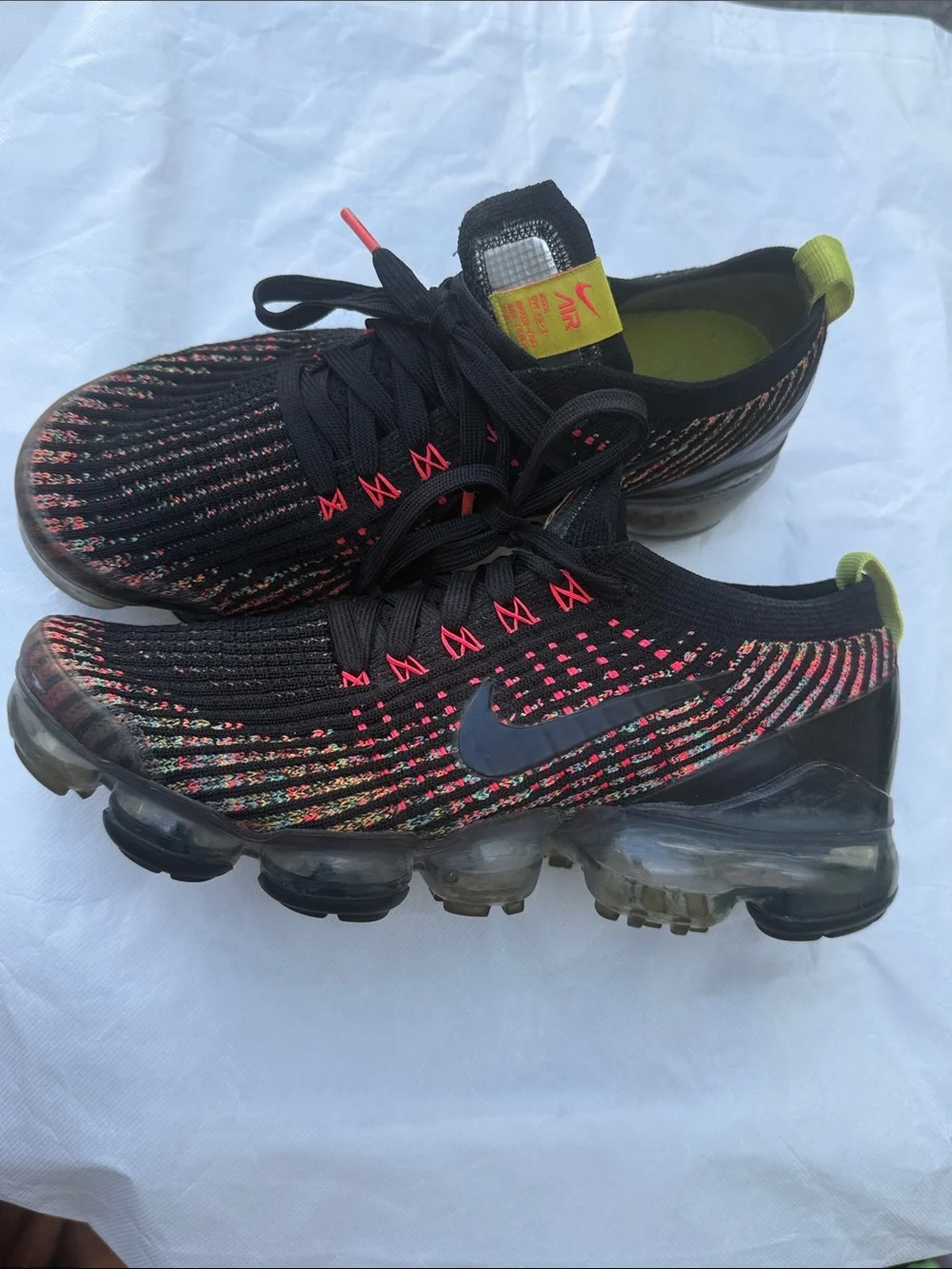 Nike flexible flyknit